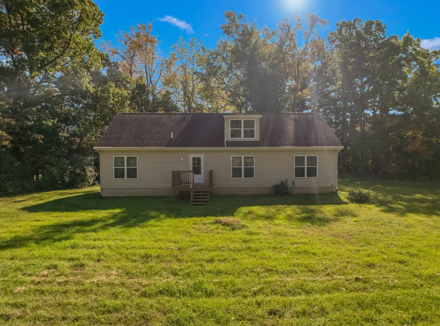 6091 E Chicago Road, Jonesville, MI 49250 - #3