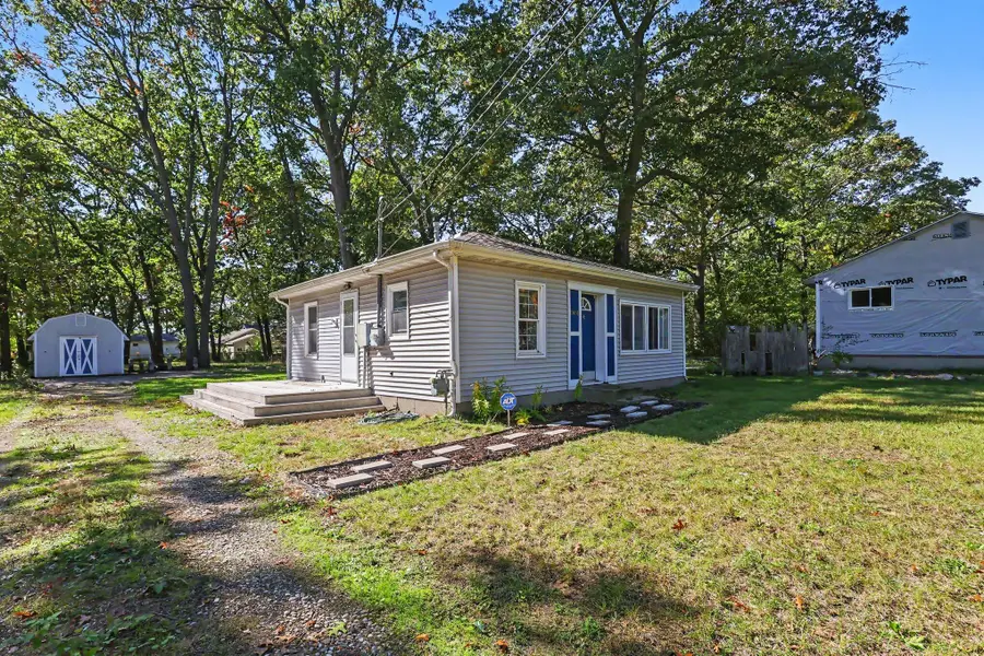 1451 Canterbury Avenue, Norton Shores, MI 49444 - #2