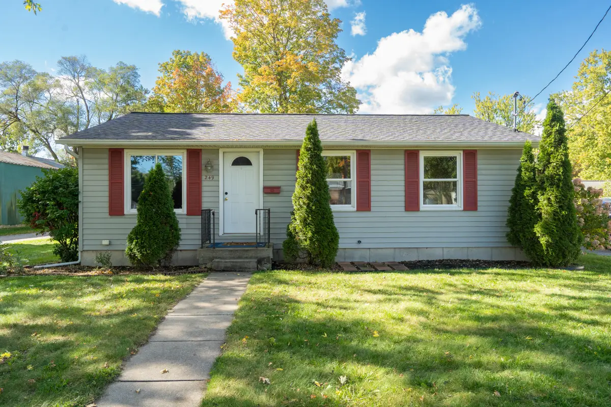 249 Elizabeth Street, Rockford, MI 49341 - #1