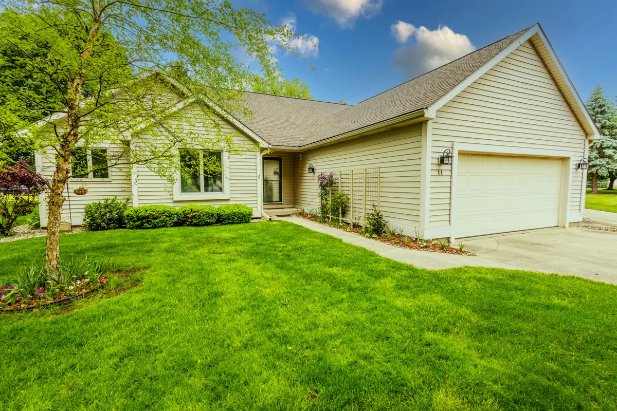 11 Oakdale Lane, Coldwater, MI 49036 - #1