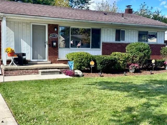 25739 Wagner Avenue, Warren, MI 48089 - #2