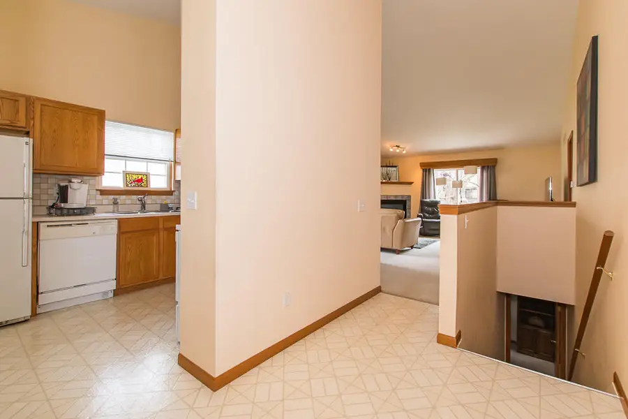6083 Fairgrove Street, Kalamazoo, MI 49009 - #2