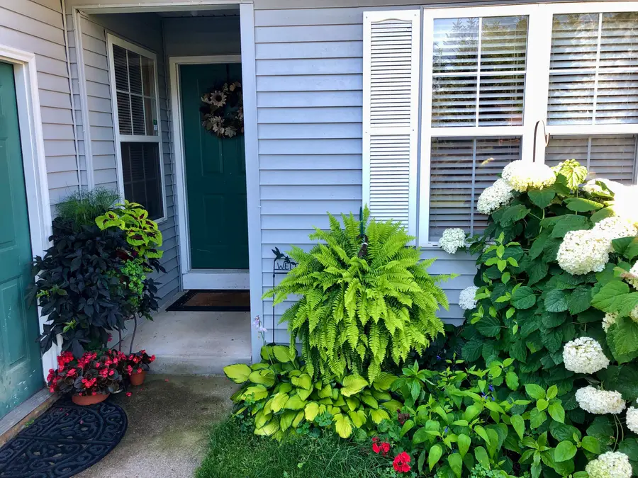 6085 Fairgrove Street, Kalamazoo, MI 49009 - #2