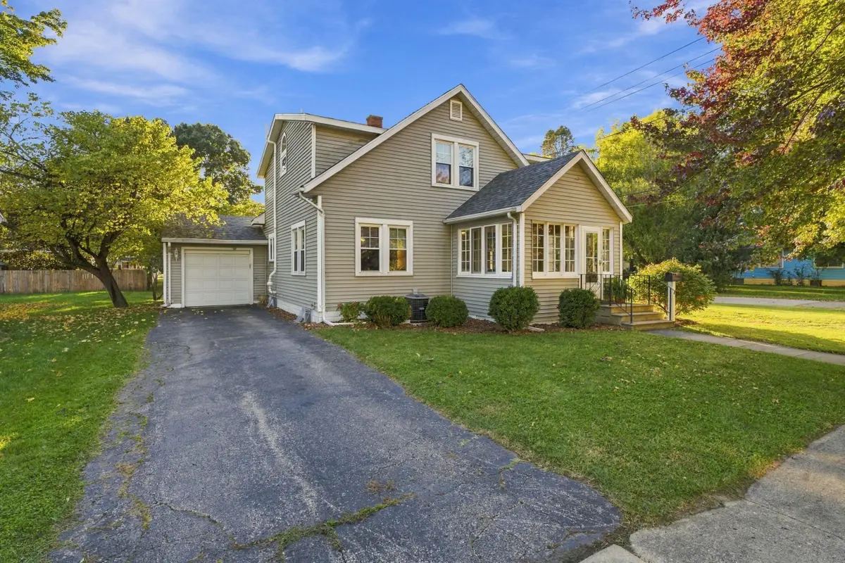 401 S Mechanic Street, Berrien Springs, MI 49103 - #1
