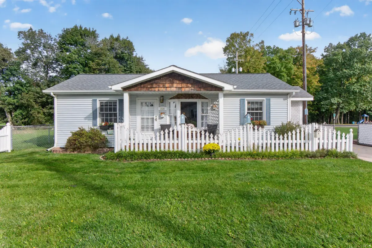 216 E Third Street, Onsted, MI 49265 - #1