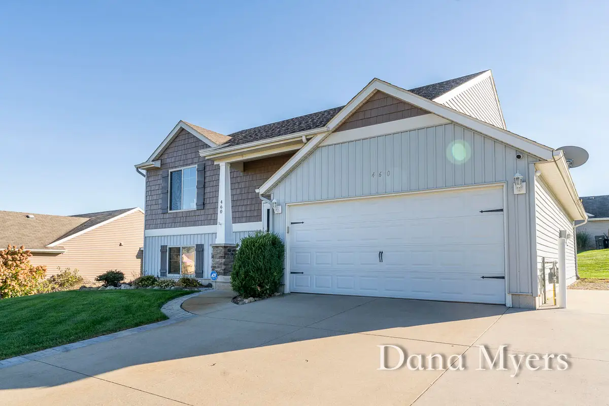460 Green Ridge Drive Se, Caledonia, MI 49316 - #1