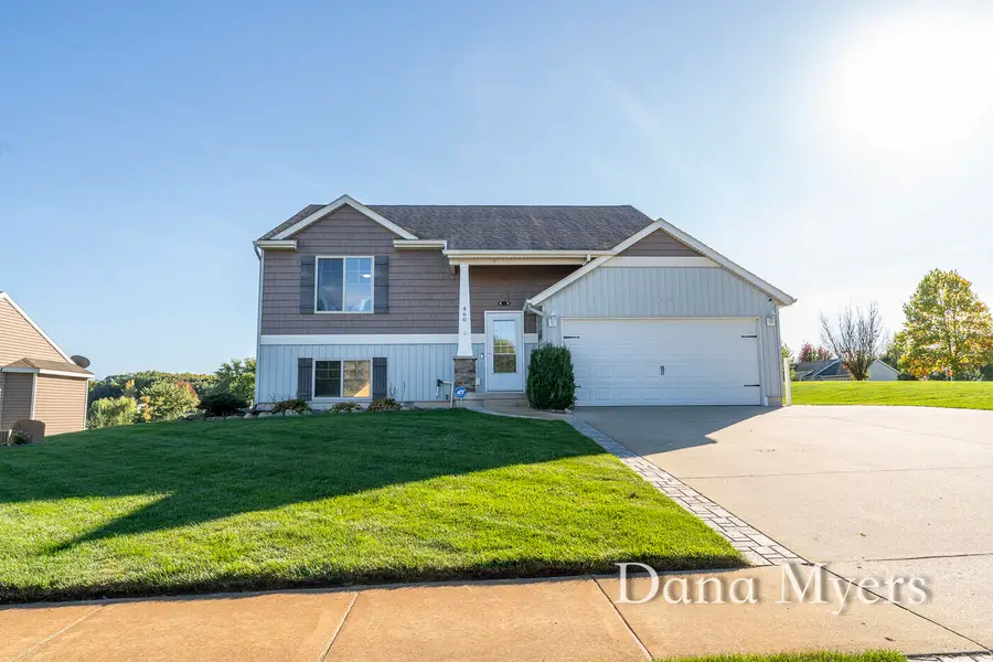 460 Green Ridge Drive Se, Caledonia, MI 49316 - #2