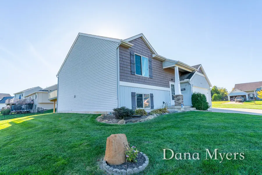 460 Green Ridge Drive Se, Caledonia, MI 49316 - #3
