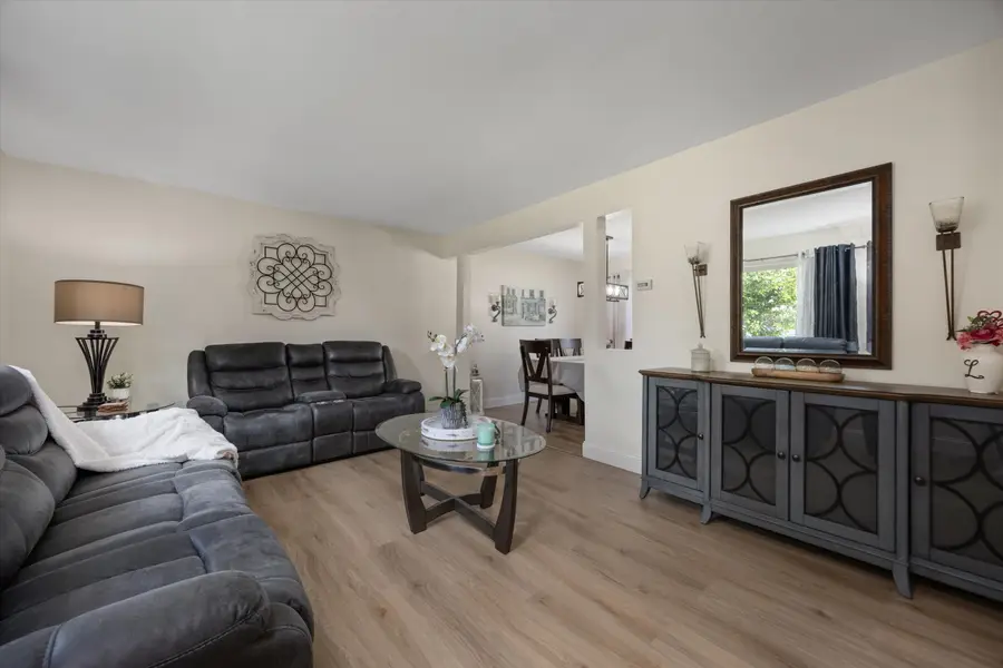 29289 Perth Street, Livonia, MI 48154 - #3