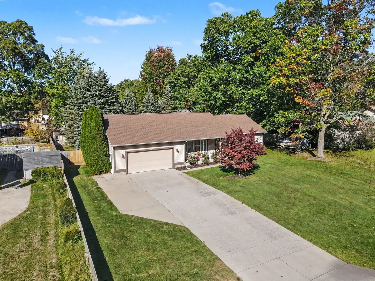 3872 Forest Edge Road, Muskegon, MI 49442 - #1