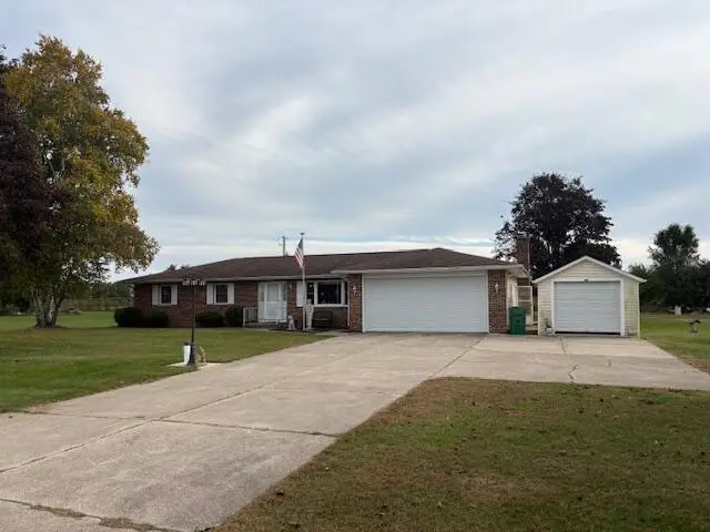 18051 M 86, Three Rivers, MI 49093 - #2