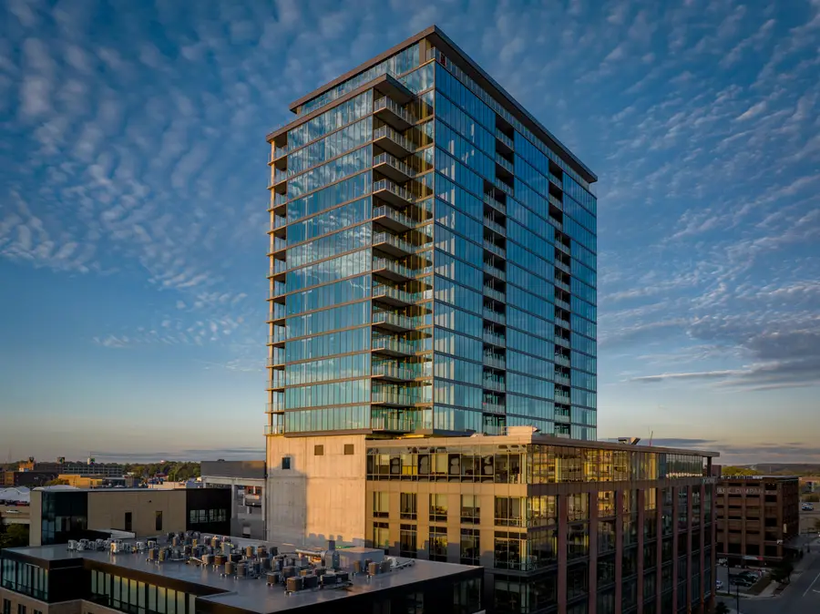 144 Oakes Street Sw #2203, Grand Rapids, MI 49503 - #2