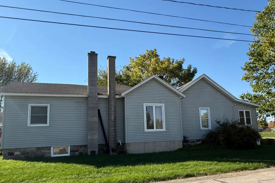 196 E 1st Street, Vermontville, MI 49096 - #3