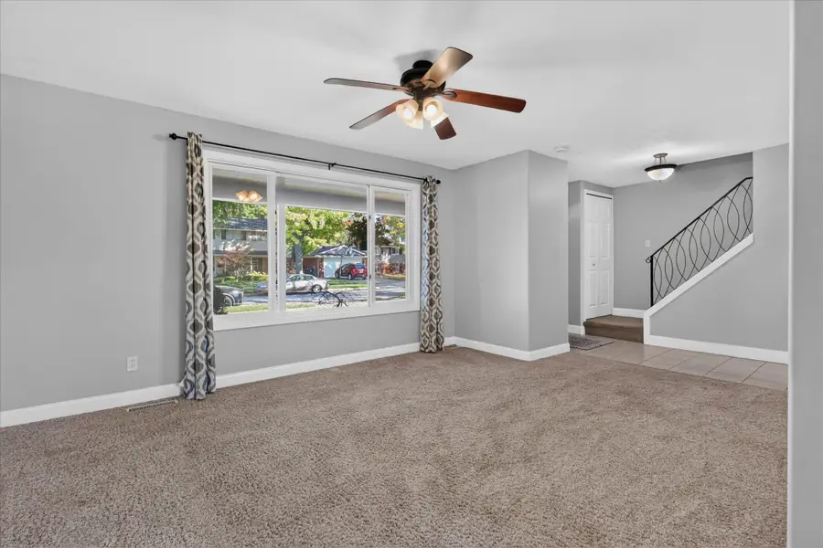 15679 Sussex Street, Livonia, MI 48154 - #3