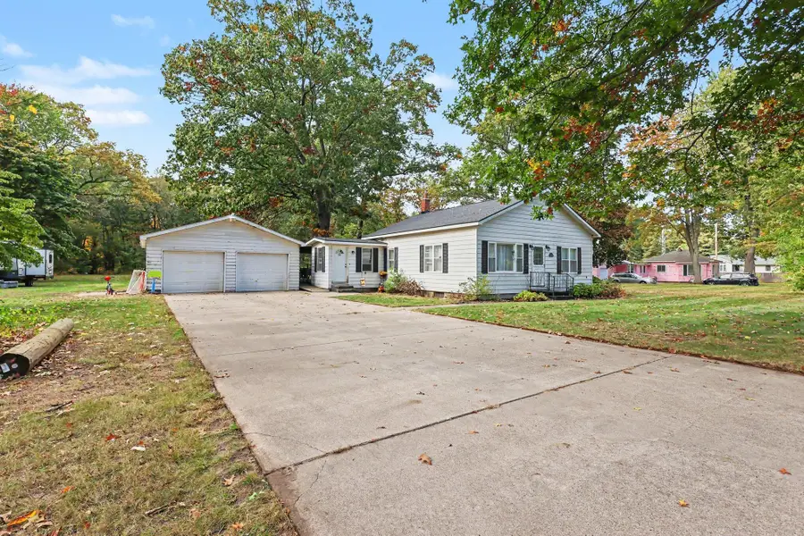 263 N Sheridan Road, Muskegon, MI 49442 - #3