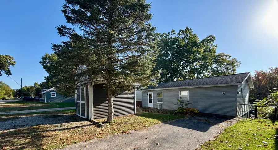 573 River Road, Coldwater, MI 49036 - #2