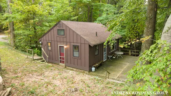 45556 Blue Star Highway, Coloma, MI 49038