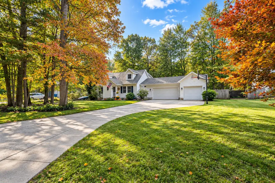 15969 Lone Pine Court, Spring Lake, MI 49456 - #2