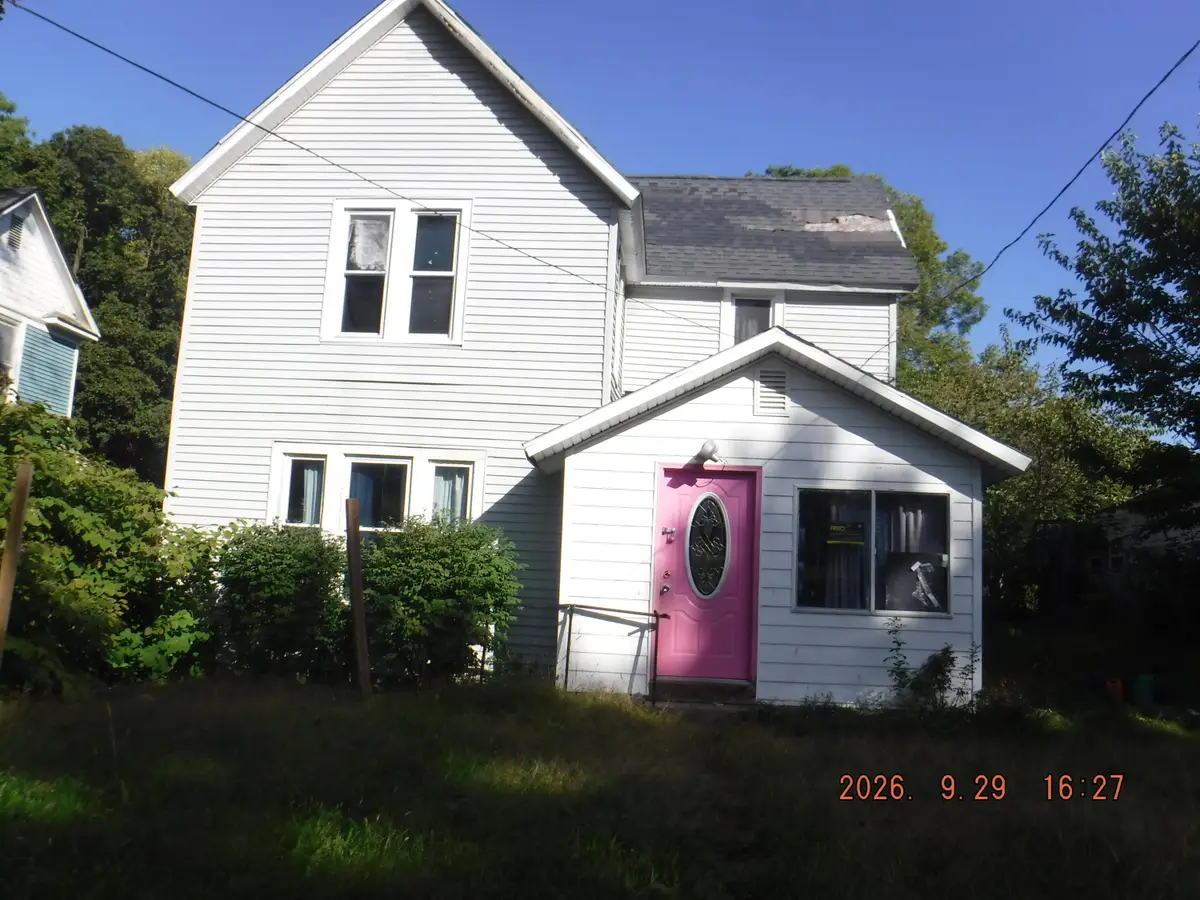 916 Charlotte Avenue, Kalamazoo, MI 49048 - #1