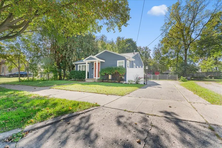 739 Randolph Street, Jackson, MI 49203 - #2