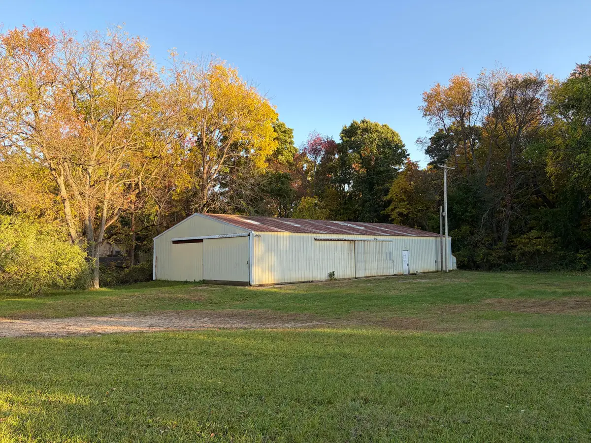 8025 W Ml Avenue, Kalamazoo, MI 49009 - #1