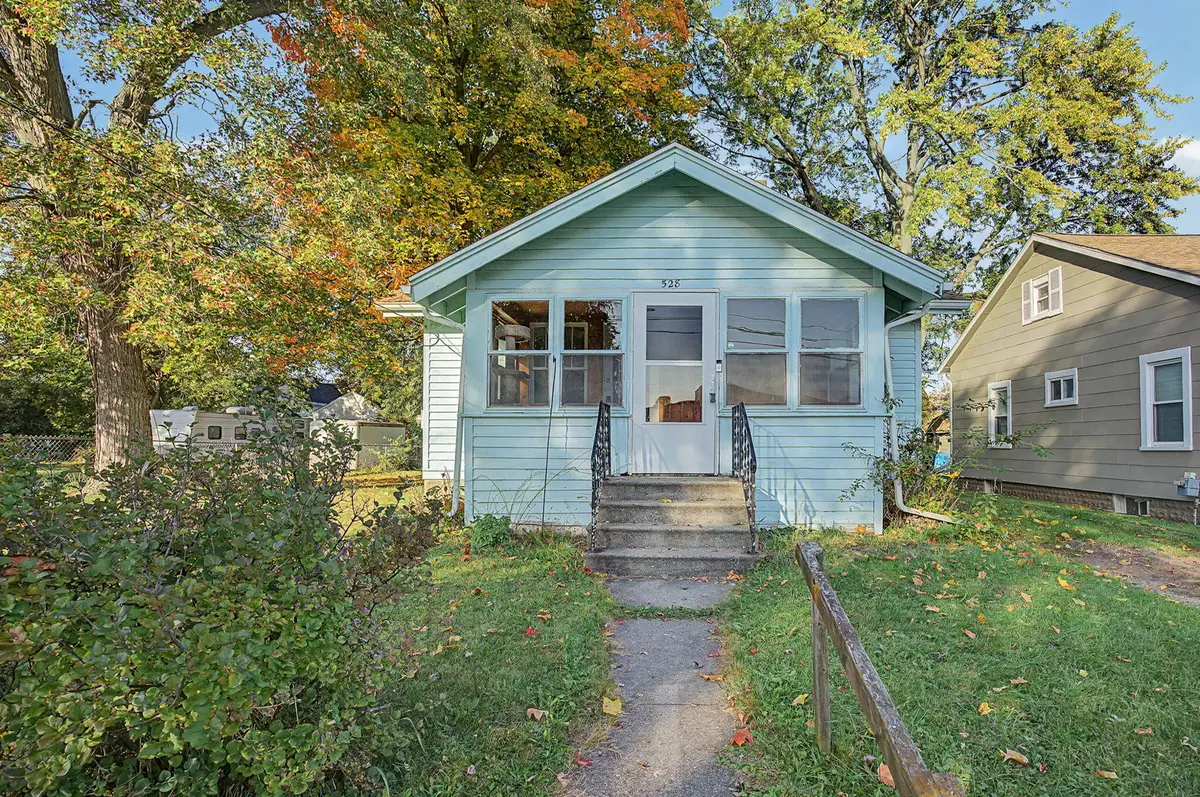 528 Fern Avenue, Jackson, MI 49202 - #1