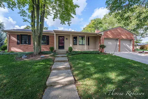 2147 Dewberry Drive Ne, Grand Rapids, MI 49505