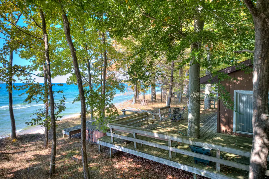847 N Scenic Drive, Muskegon, MI 49445 - #3