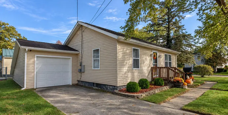 121 Fairfield Drive, Coldwater, MI 49036 - #2