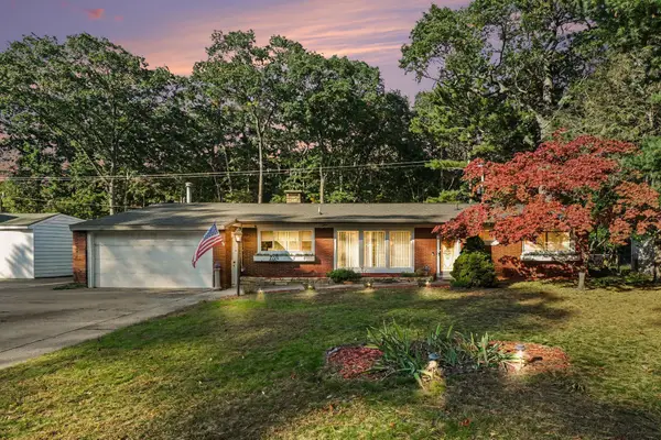 1856 Spencer Drive, Norton Shores, MI 49441