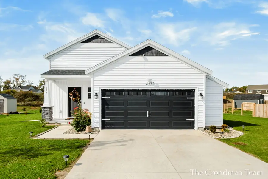 4272 Old Farm Drive, Wayland, MI 49348 - #2