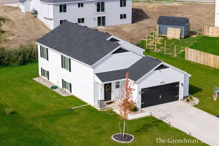 4272 Old Farm Drive, Wayland, MI 49348 - #3