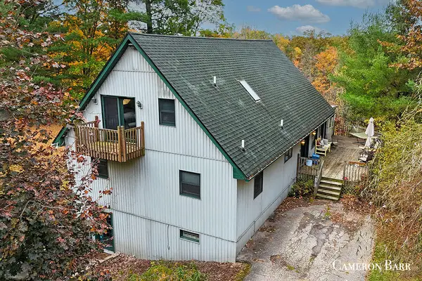19423 1 Mile Road, Morley, MI 49336