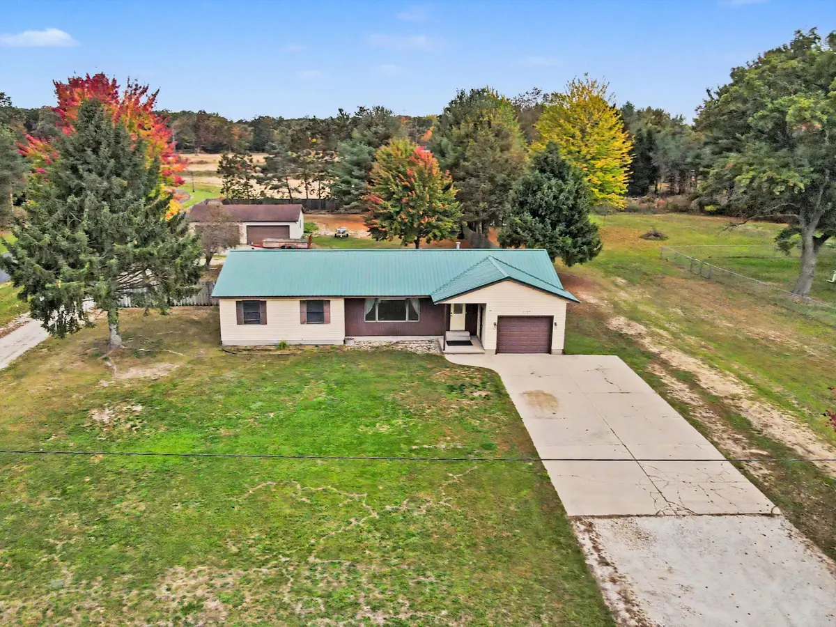 1127 S Drent Road, Muskegon, MI 49442 - #1
