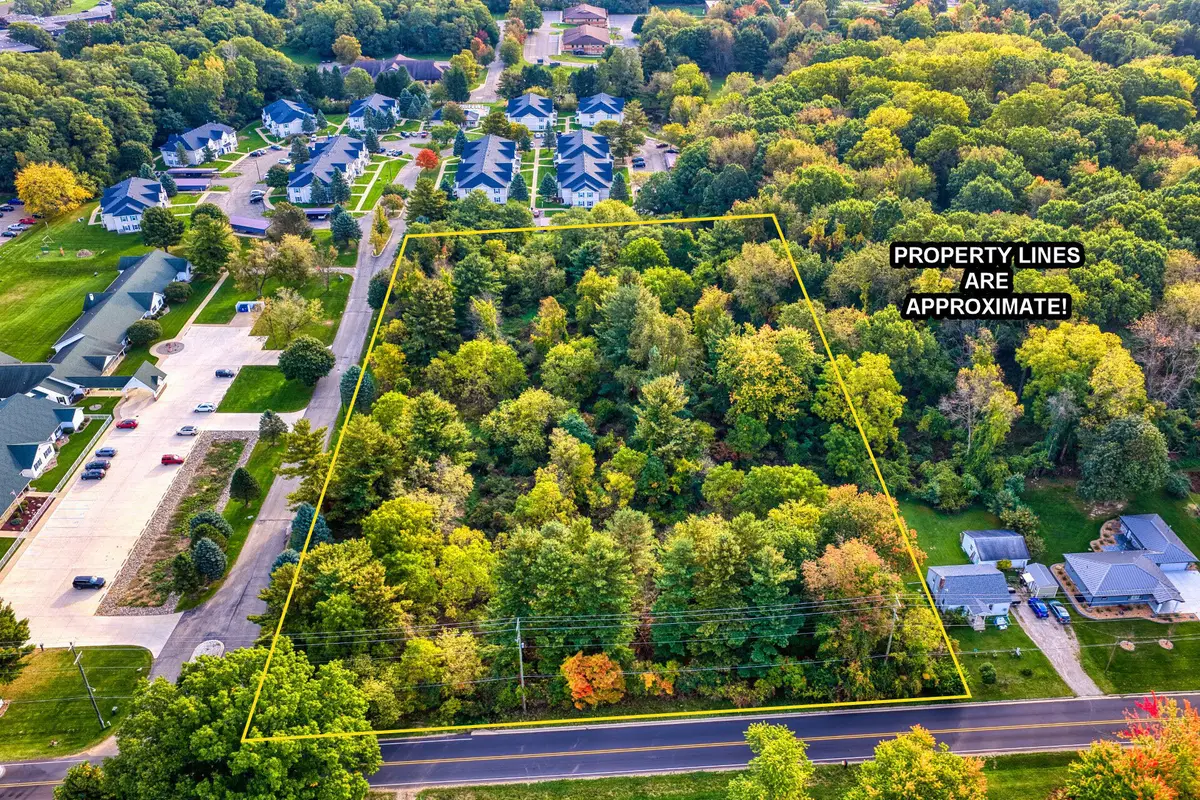 221 Barr Street, Hillsdale, MI 49242 - #1