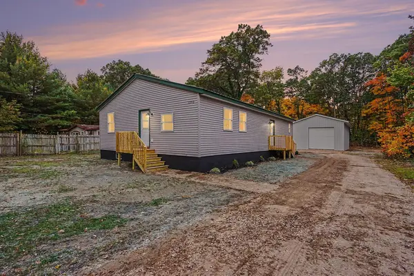 1293 West Street, Muskegon, MI 49442