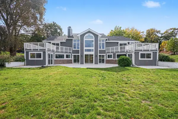 760 Bridgeview Bay Drive, Norton Shores, MI 49441