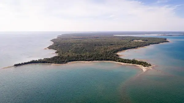 9842 Misery Bay Road, Alpena, MI 49707