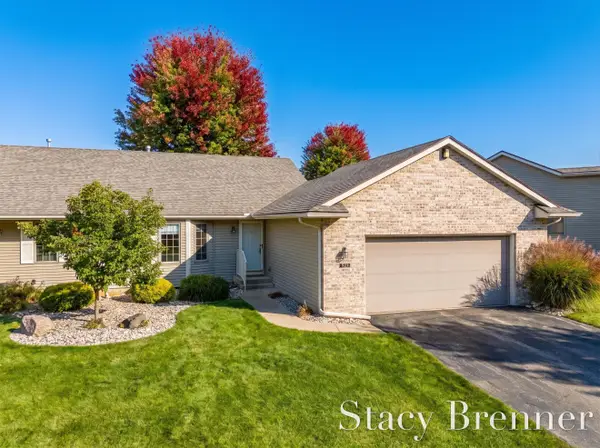 423 Falcon Drive, Wayland, MI 49348