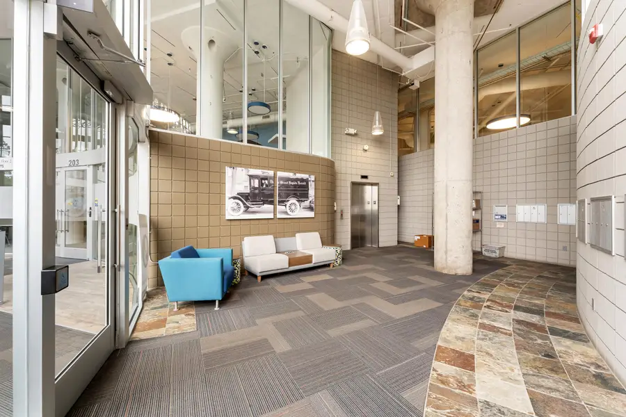 801 Broadway Avenue Nw #446, Grand Rapids, MI 49504 - #3