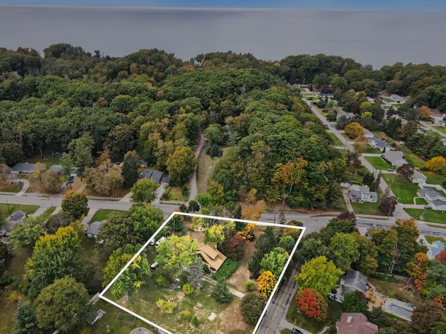 1739 Hendrick Road, Norton Shores, MI 49441 - #3