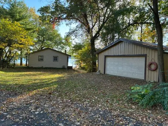 63919 W Shore Drive, Sturgis, MI 49091 - #2
