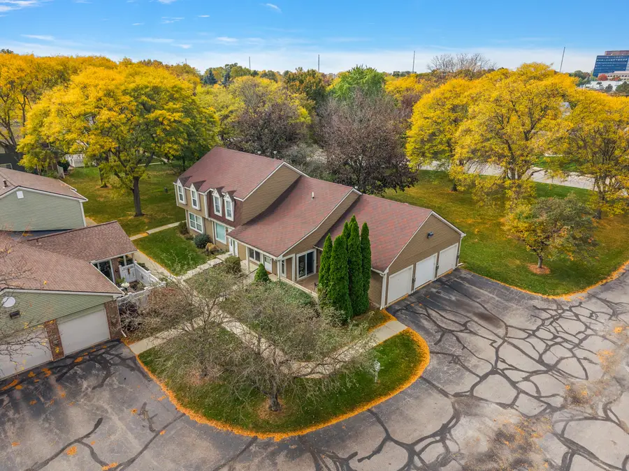 2701 Winthrop Court, Ann Arbor, MI 48104 - #3