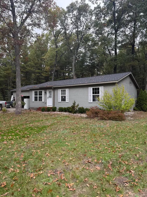 26 E Cedar Road, Twin Lake, MI 49457