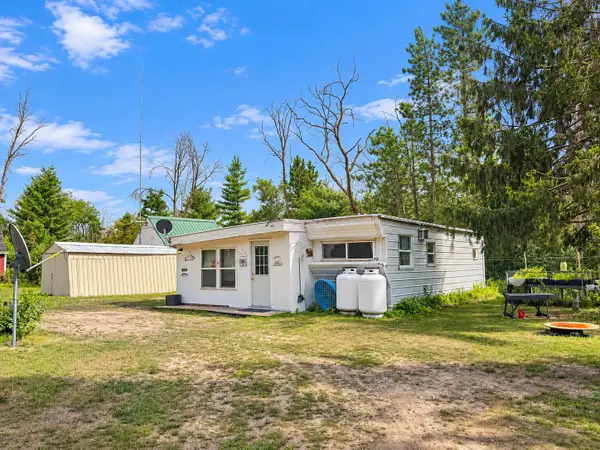 1383 W Palmer Avenue, Baldwin, MI 49304