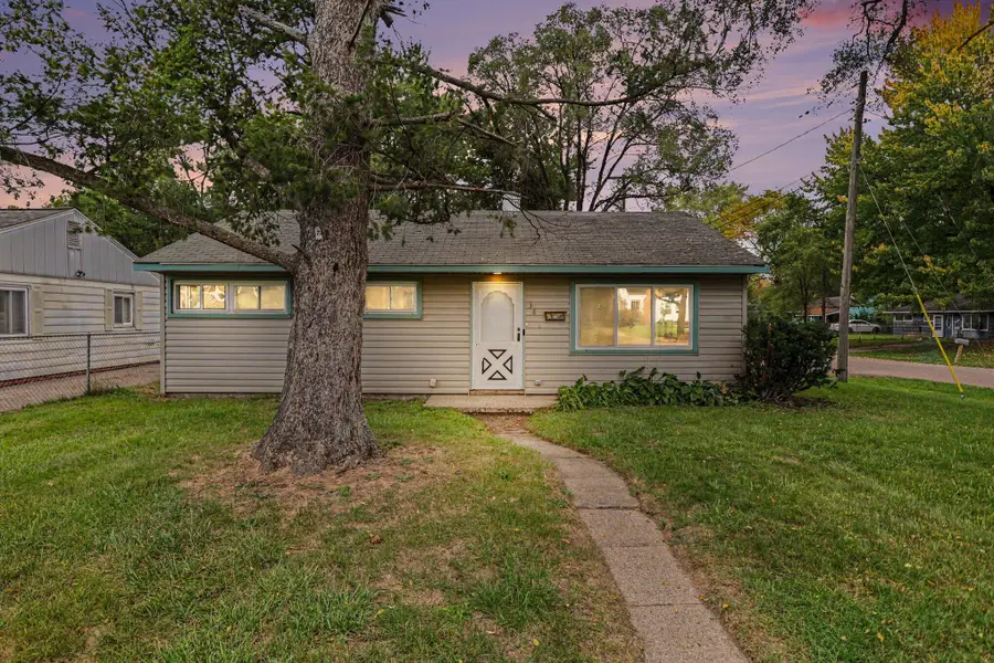 38 W Coolidge Avenue, Battle Creek, MI 49037 - #2