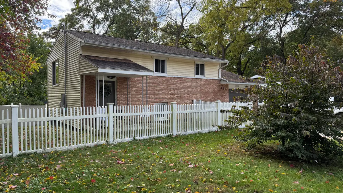 1117 Westlake Woods Drive, Battle Creek, MI 49037 - #1