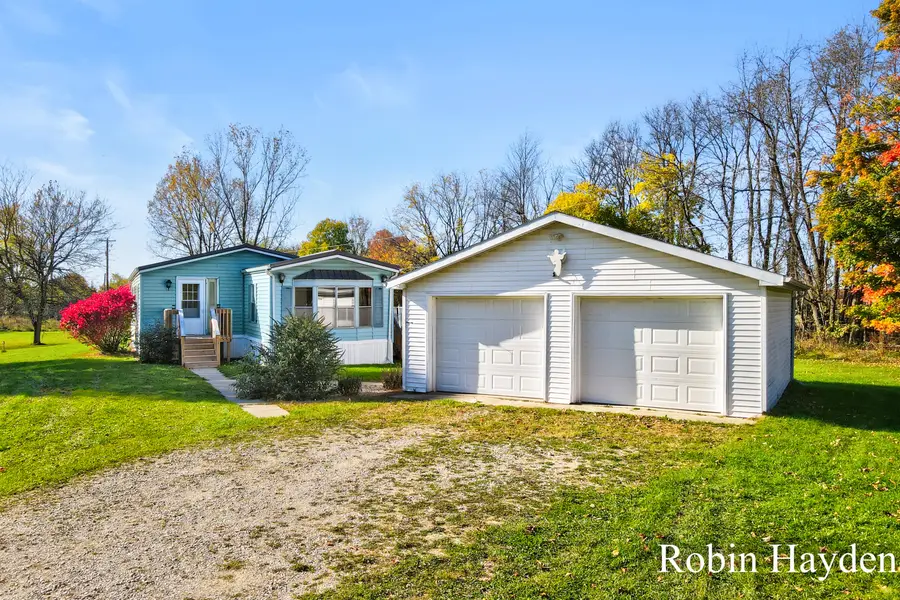 656 Peterson Road, Ionia, MI 48846 - #2