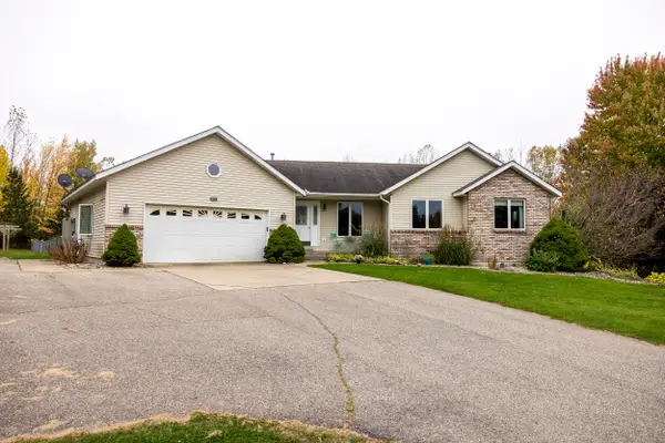 10731 Eastern Avenue Se, Wayland, MI 49348