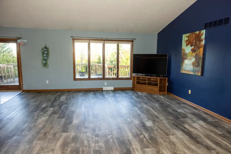 10731 Eastern Avenue Se, Wayland, MI 49348 - #3